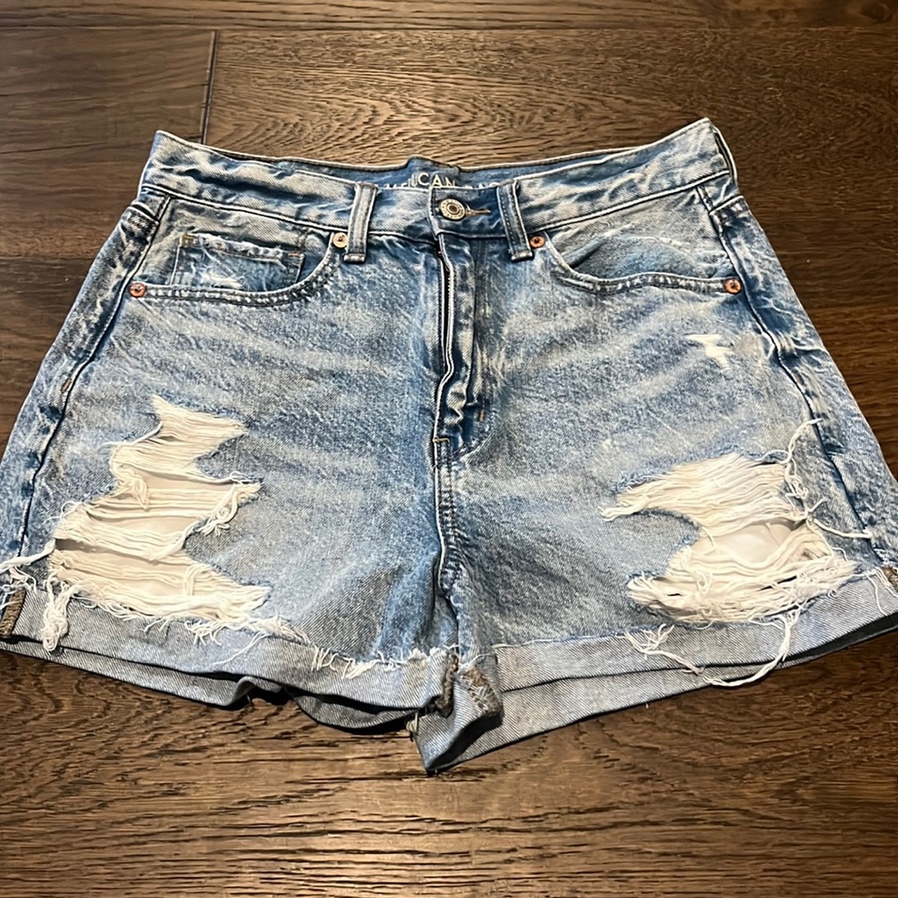 American Eagle Mom shorts